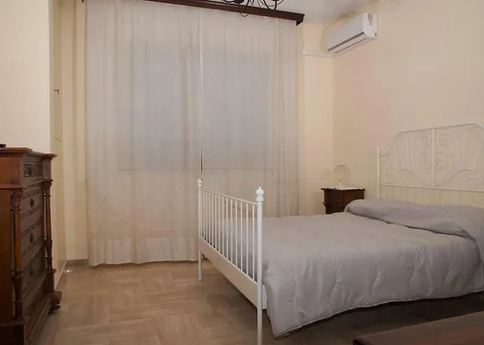 La Bougainvillea Андрия