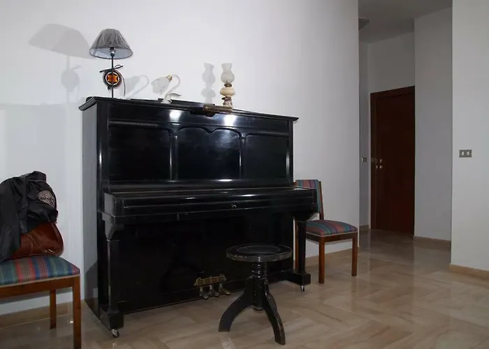 La Bougainvillea Андрия